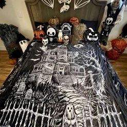 VampireFreaks Haunted Mansion Throw Blanket -VampireFreaks Shop haunted mansion blanket 04 1000x